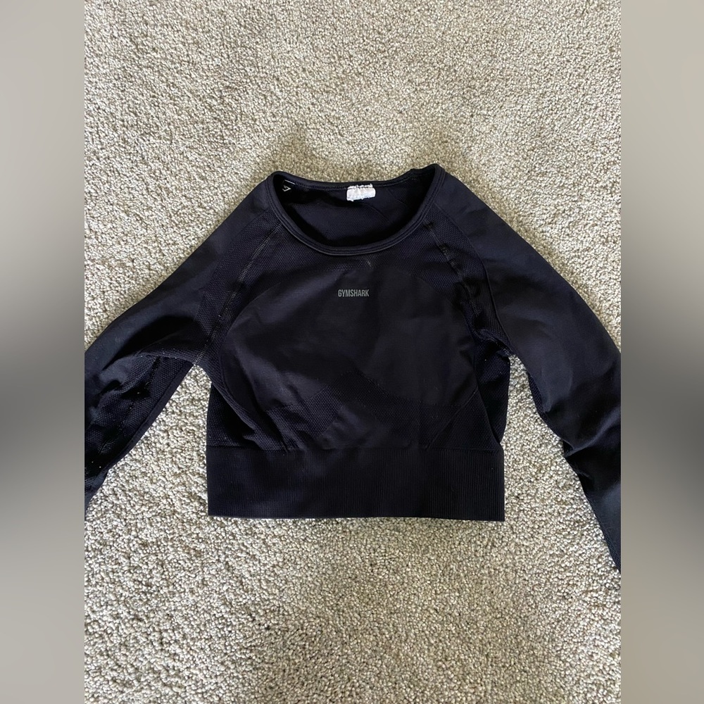 GYMSHARK crop top workout shirt. Black size XS